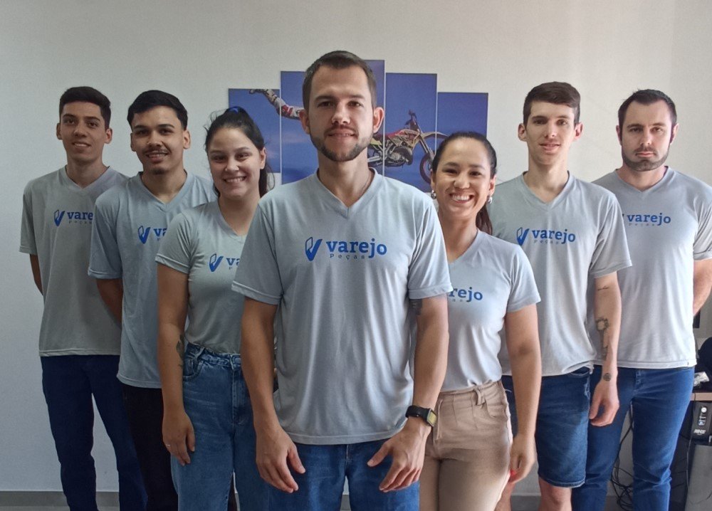 equipe varejo moto peas